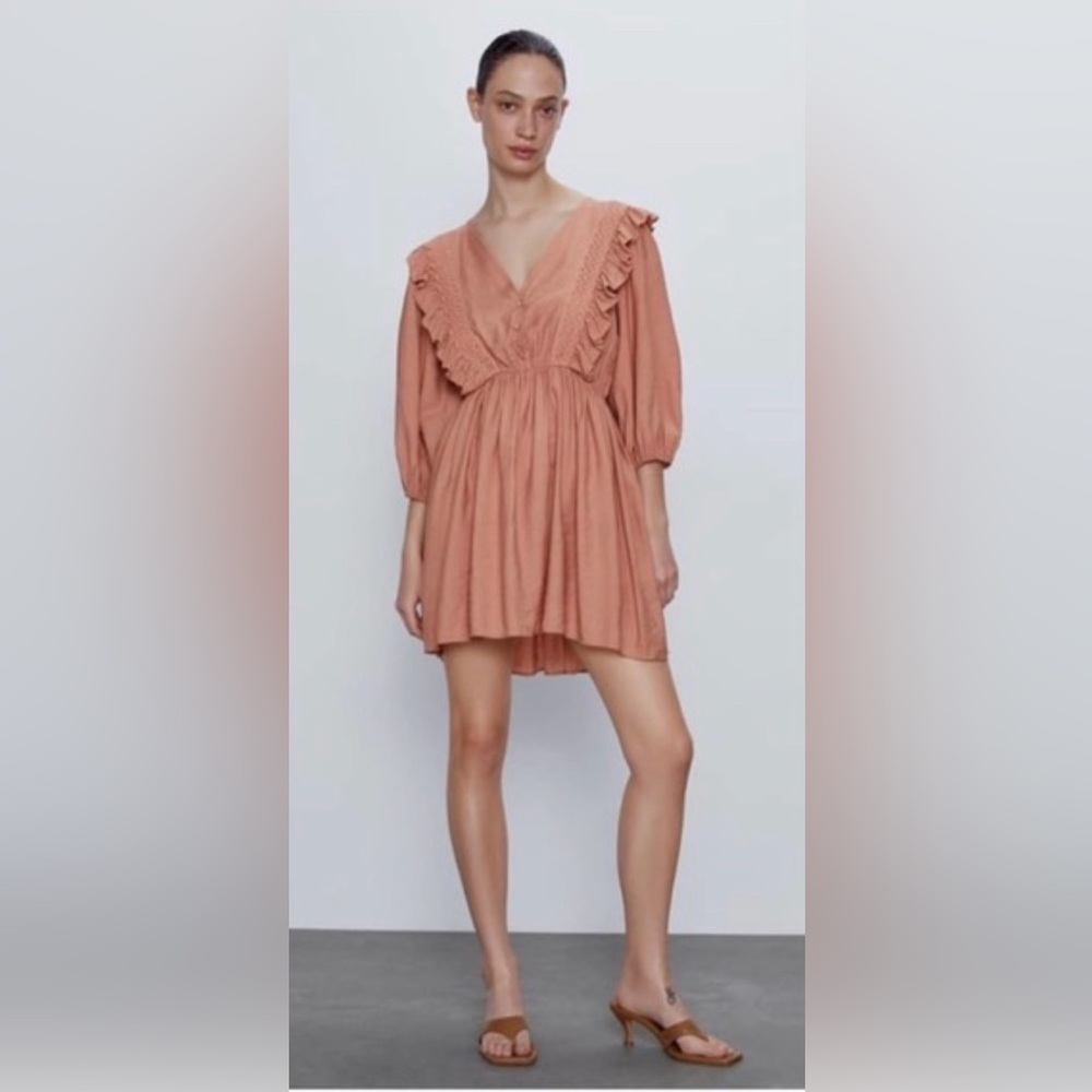 Zara -Salmon Pink -Ruffled Dress - Sz Large - NWT